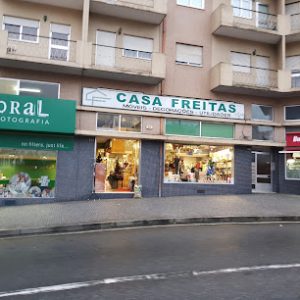 Estofos e Loja de Móveis Casa Freitas
