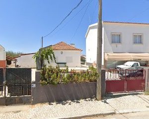 Estofos e Loja de decoração e bricolage Móveis Murteira