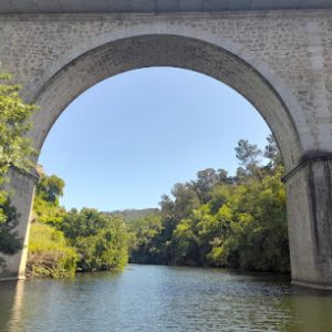 Estofos e Loja de decoração e bricolage Sobretamega
