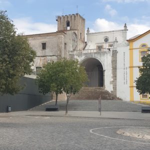 Estofos e Museu e local histórico Manufactura de Tapeçarias de Portalegre Lda