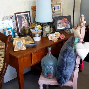 Estofos e Serviço de restauração de móveis antigos Atelier Antes e Depois - Pintura e Restauro de Móveis